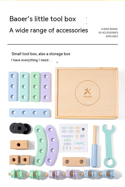 木製ツールボックスと付属パーツを並べたセット構成イメージ（工具・ブロック・カード）
