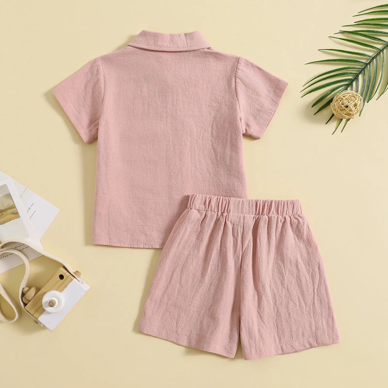 子ども半袖ポロシャツセットアップ ピンク 背面デザインの見え方
