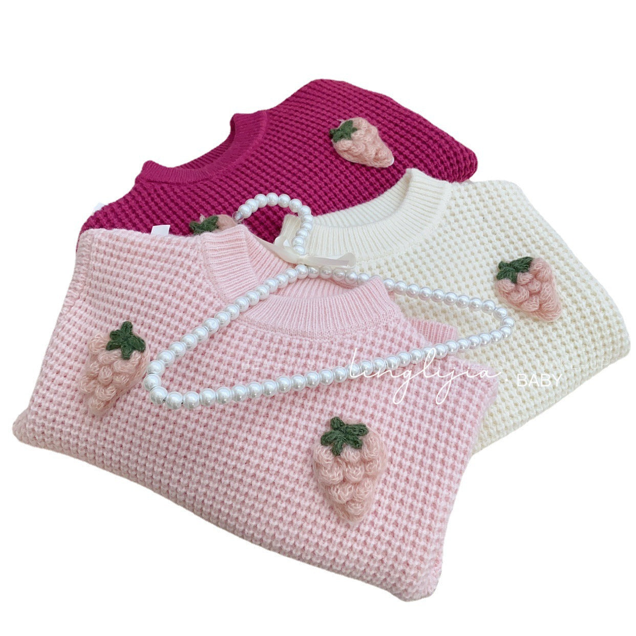 ふんわりとした編地が特徴のコットン長袖セーター質感アップ
