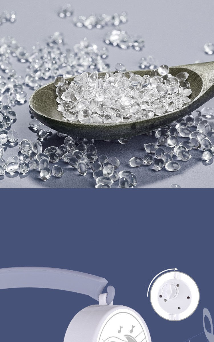 オレンジの星と白い雲のペンダントが並んだコンフォートトイ
