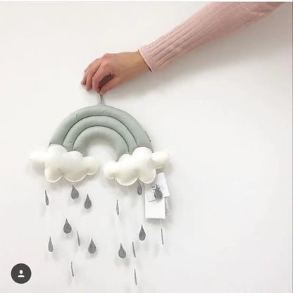雲と虹の布製ベビールームデコレーション モビール 北欧風デザイン
