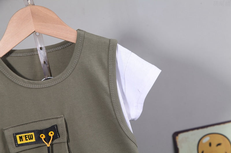 軽やかに動ける 男の子半袖セットアップ レイヤード風ベストデザイン 無地切り替え コットン95% ショートパンツ 80〜120cm