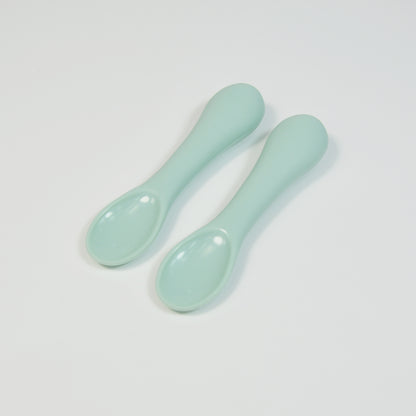 ベビーの手に優しい柔らかいシリコン素材
