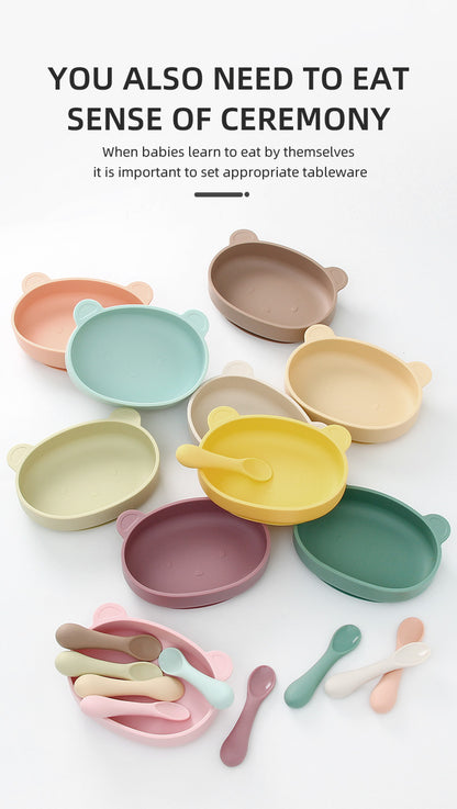 6ヶ月から安心 こぼれにくい自分で食べるを応援 ベビー用くま形シリコン吸盤ボウルセット フタ付き スプーン付き BPAフリー