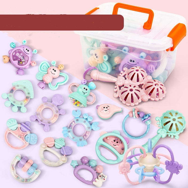 赤ちゃんの感覚発達を促すラトルとガラガラ
