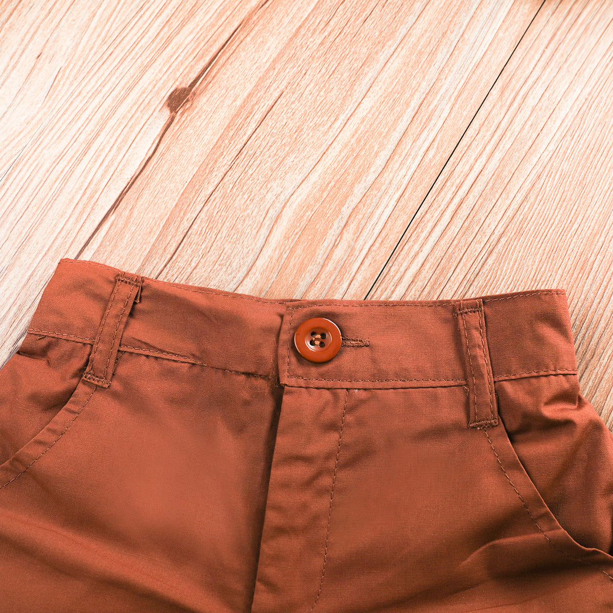 おでかけが爽やかに決まる 男の子半袖襟付きシャツ＆ショートパンツ上下セット サファリ動物アニマル総柄 コットン 80~120cm