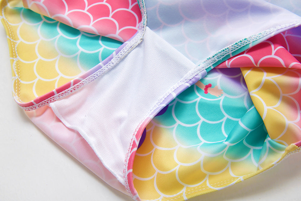 マーメイド柄 女の子ワンピース水着（ピンク／レインボー）1〜8歳サイズ プール・海の水遊びに