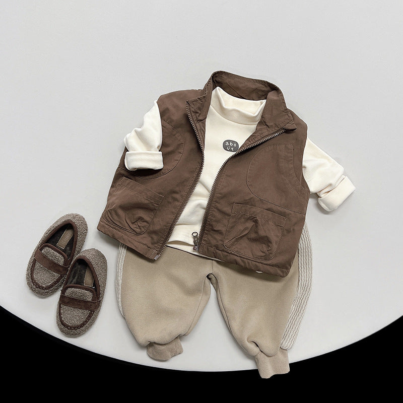 シンプル無地デザインのカーディガン風コットンベスト
