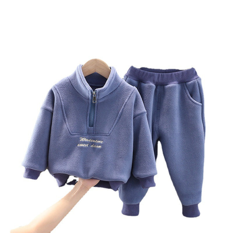 韓国風スタイルのおしゃれな男の子服
