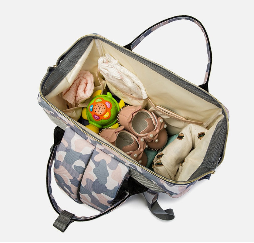 大容量おむつバッグ マザーズリュック｜20L未満 仕分け収納ダブルショルダー 防水仕様