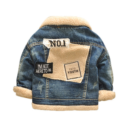 スクエアカラーの男の子用ジャケット
