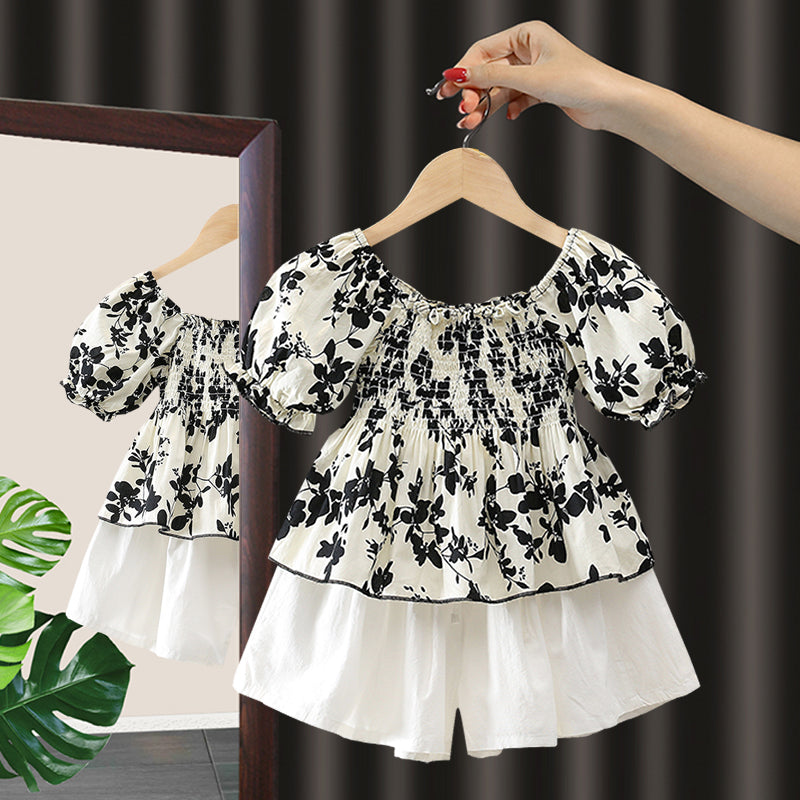 さらっと上品に映える 女の子花柄パフスリーブトップス＆ショートパンツ上下セット シャーリングデザイン モノトーン 80〜130cm
