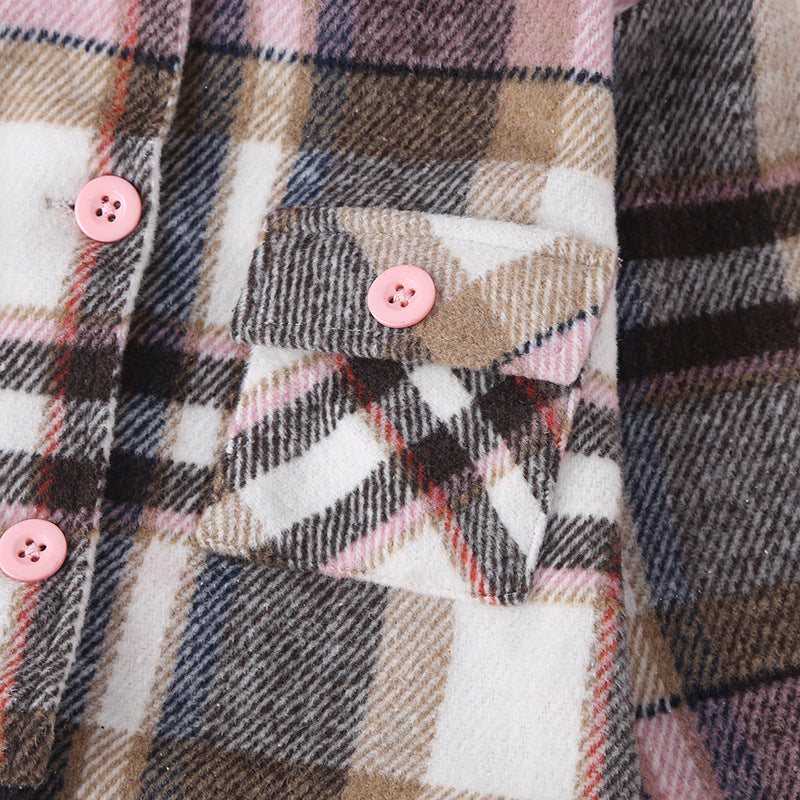 子供用長袖コートの袖部分クローズアップ
