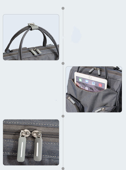 旅行用スーツケースと並べたマザーズバッグ（家族旅行に最適なベビーおでかけバッグ）
