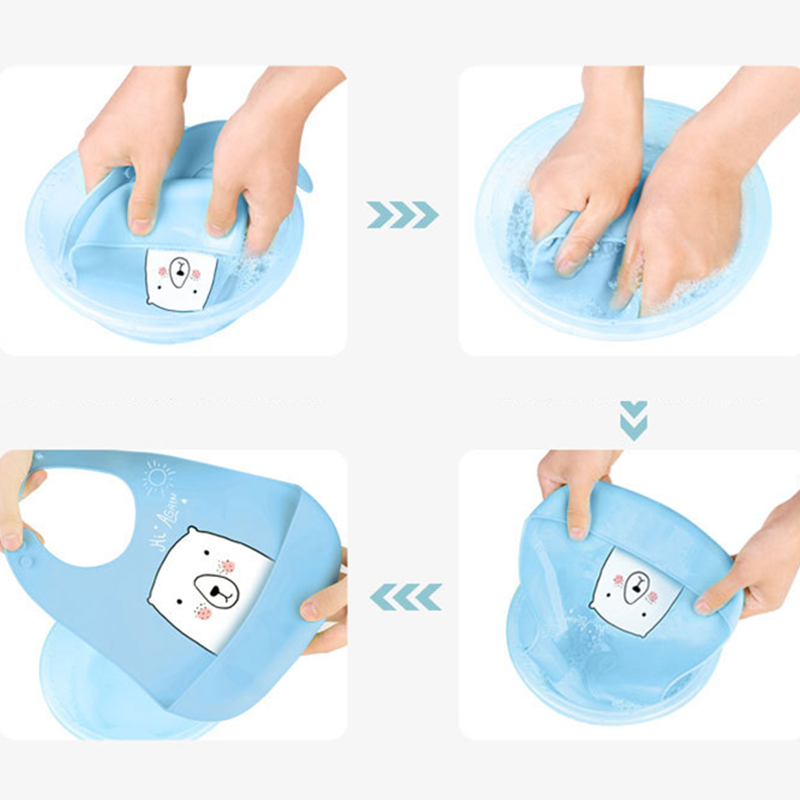 シリコンスタイを丸めてコンパクトにした携帯しやすさが分かる写真  
