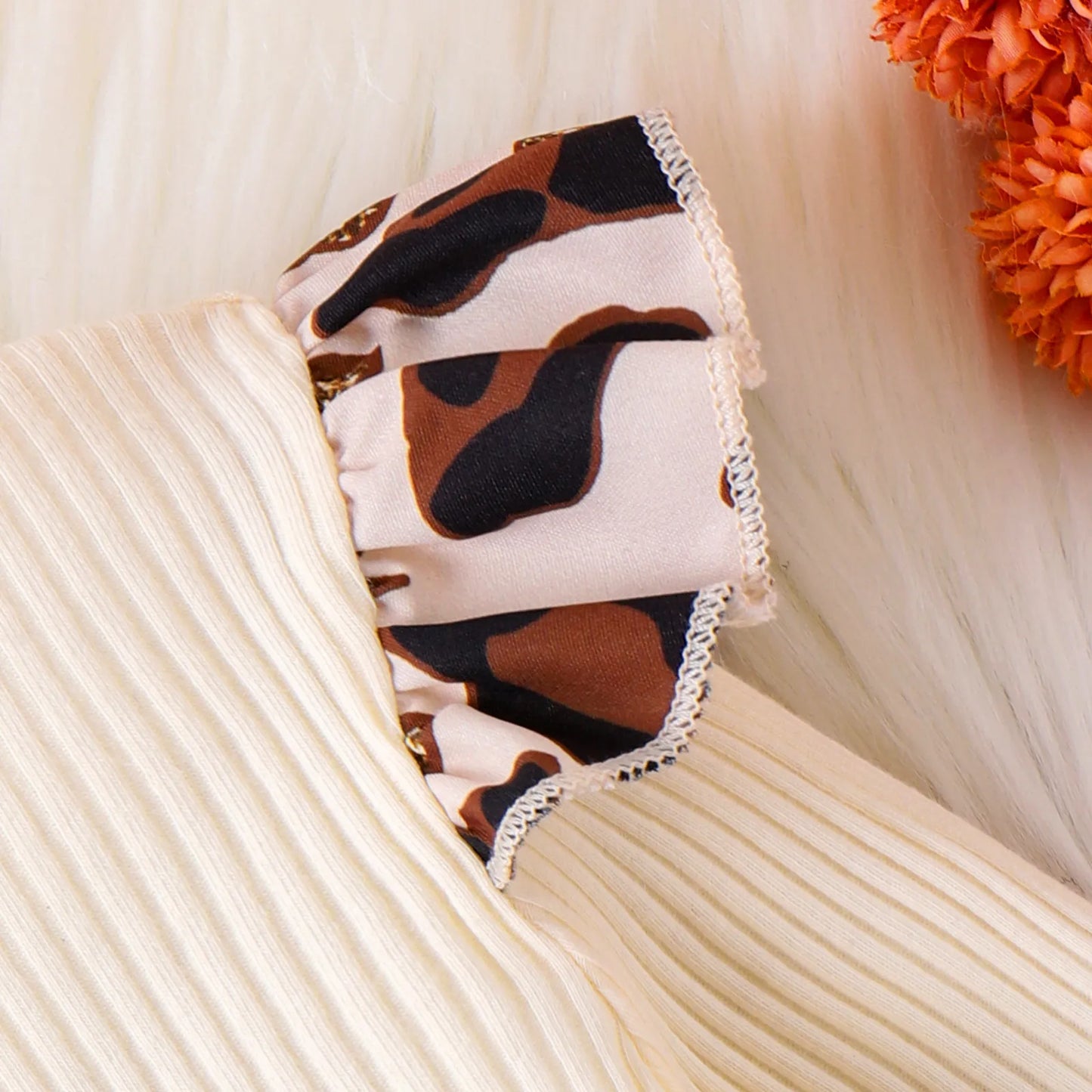 きちんとモードで写真映えする 女の子リブ風長袖トップス＆デニムスカート3点セット レオパード柄リボン コットン アプリコット 4〜7歳