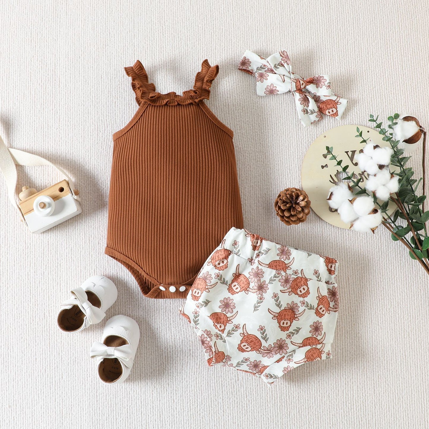 ふんわりフリルで可愛さが際立つ 女の子ベビーノースリーブロンパースセット アニマル花柄ショートパンツ コットン 70~100cm