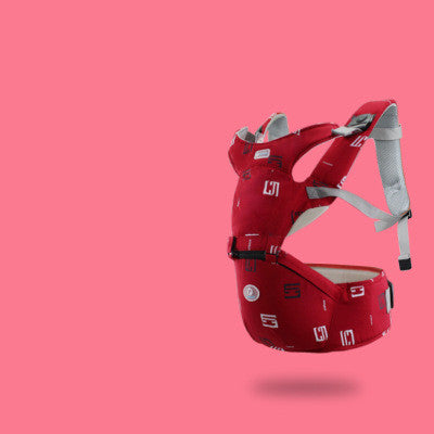 レッドカラーのベビーウエストスツールでしっかり抱っこされた赤ちゃんの躍動感あるイメージ画像 (ベビー 抱っこ紐 レッド)
