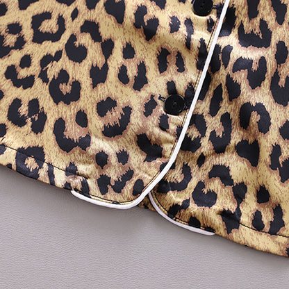 さらっとおうち時間がきまる 子ども半袖パジャマ上下セット レオパード柄 前開きボタン アセテート繊維 80~120cm