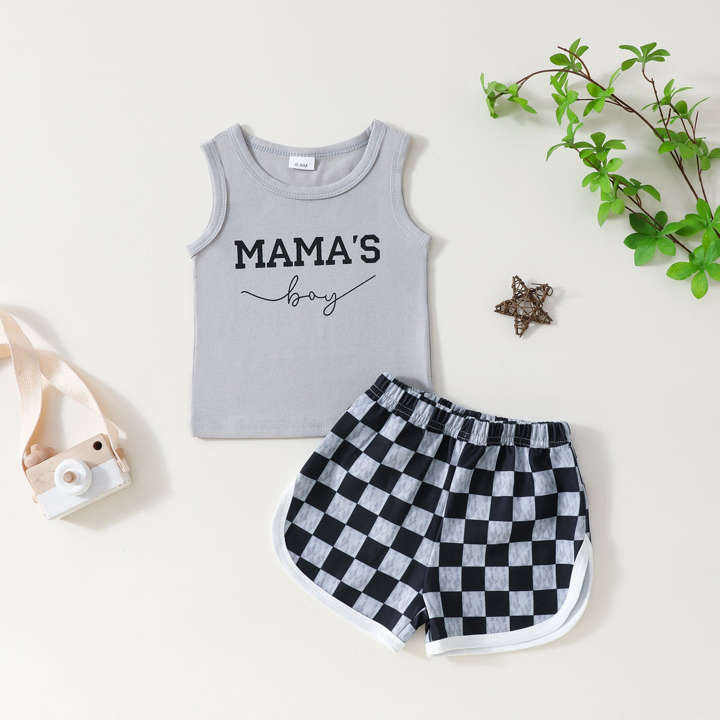 さらりと快適に決まる 男の子上下セット タンクトップ風レタープリントトップス＆チェック柄ショートパンツ ポリエステル 0-6ヶ月〜2-3歳