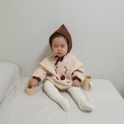 コーヒーカラーのシンプルなベビーロンパース
