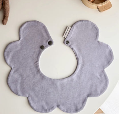 可愛いデザインの吸水スタイ コームドコットン柔らか素材
