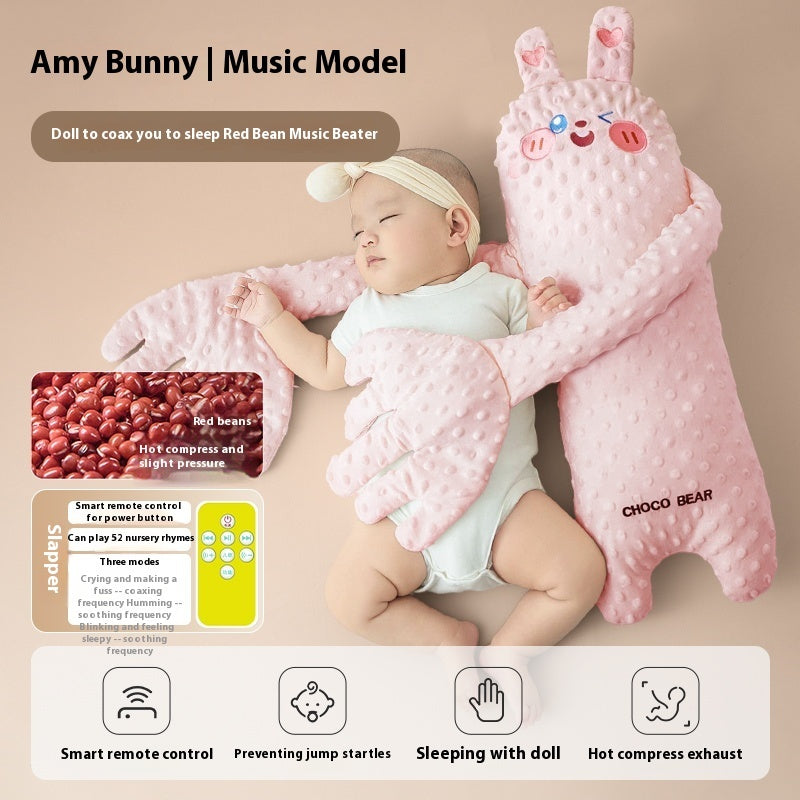 ギフトラッピング風に並べられたベビー抱きまくらクッション
