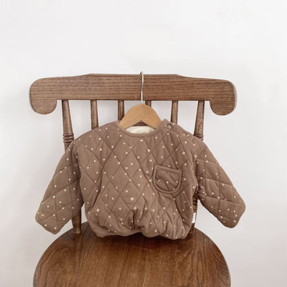 柔らかなコットン生地で仕立てたドット柄ベビージャケット
