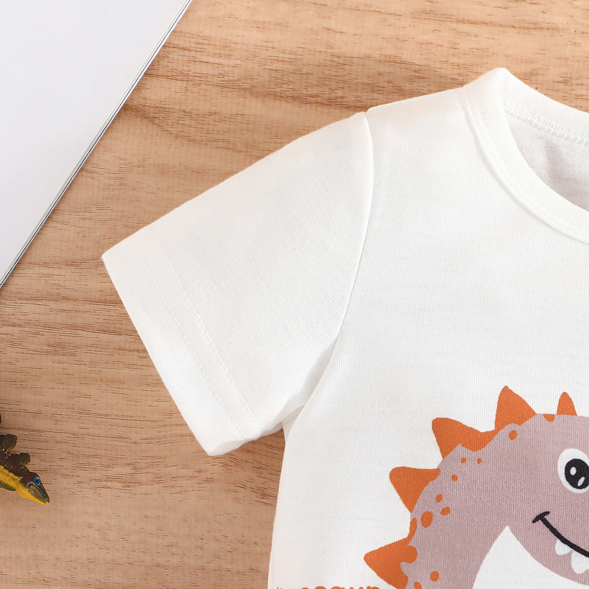 元気いっぱい夏コーデが完成する 男の子恐竜プリント半袖Tシャツ＆デニムショーツセット ポリエステルニット 9〜12ヶ月〜3〜4歳