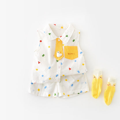 さらっと涼しく夏の韓国風コーデが完成する 子どもノースリーブベスト＆ショートパンツセット 幾何学刺繍デザイン コットン ホワイト 73〜100cm