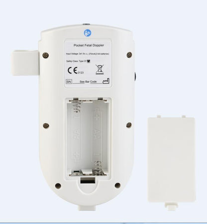 電池カバー部分が分かる胎児心音ドップラー背面の画像
