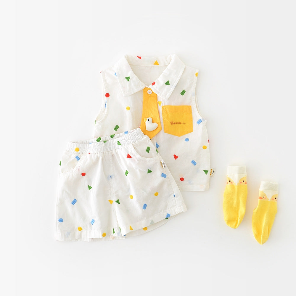 さらっと涼しく夏の韓国風コーデが完成する 子どもノースリーブベスト＆ショートパンツセット 幾何学刺繍デザイン コットン ホワイト 73〜100cm