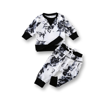 動きやすく毎日コーデが決まる 子どもカモフラ柄トレーナー×ロングパンツ2点セット コットン 70–100cm