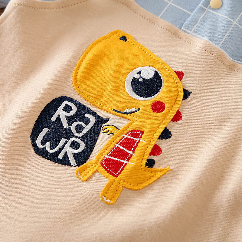 RAWRロゴ入り黄色恐竜ワッペンがポイントのベビーロンパース前面デザイン
