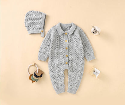 上品な襟が特徴のベビー用ニットロンパース
