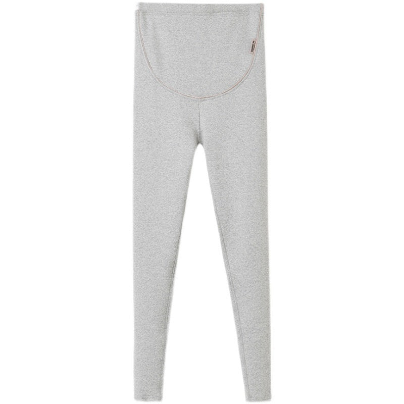 ライトグレーのマタニティレギンスの全身着用イメージ
