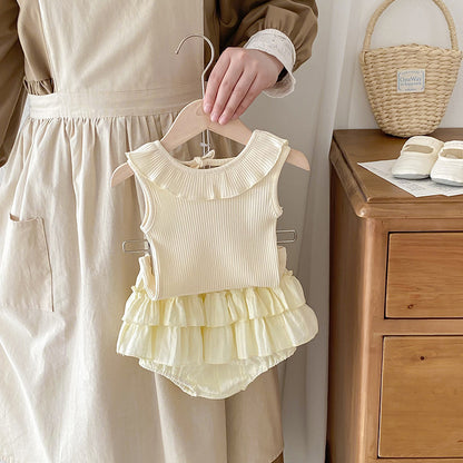 二重フリルショーツの前面ディテール
