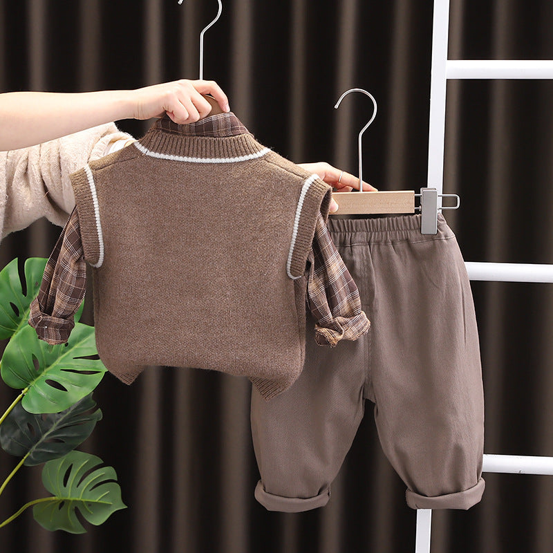ベージュとブラウンの男の子セットアップ カラーバリエーション
