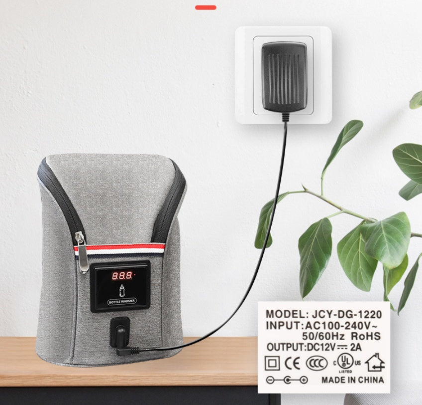 赤いラインがアクセントになったグレーカラーのミルク保温バッグ側面（ベビーボトルウォーマー・ミルクウォーマー）
