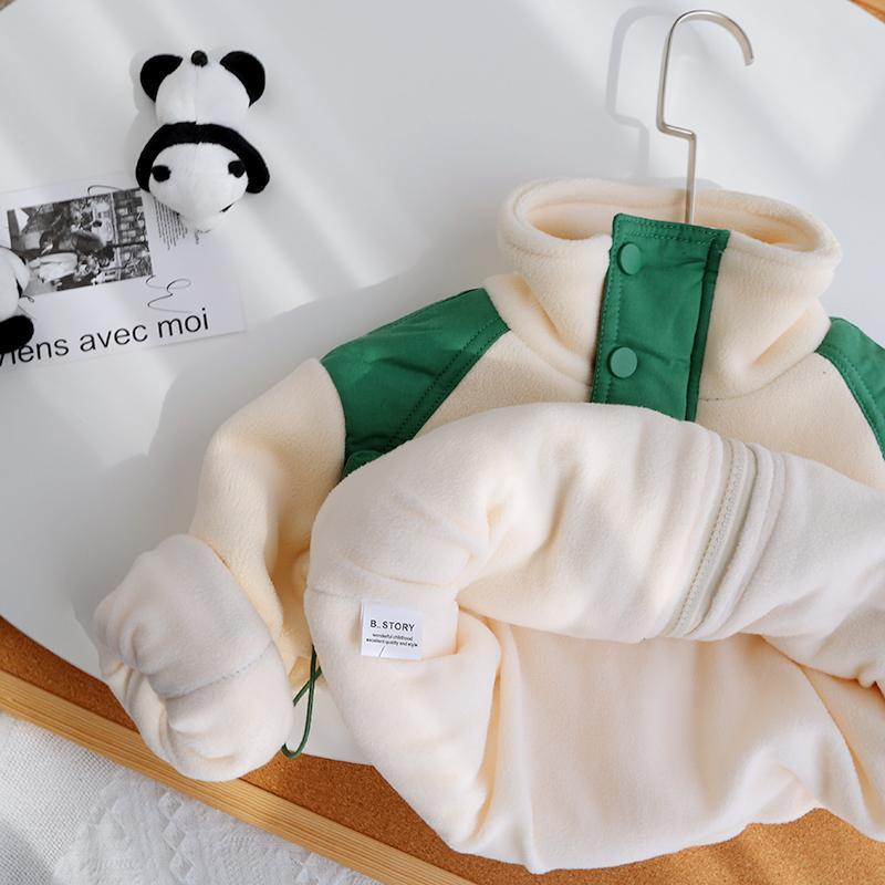 カシミヤ調ビニロン生地の子どもフリースジャケット正面
