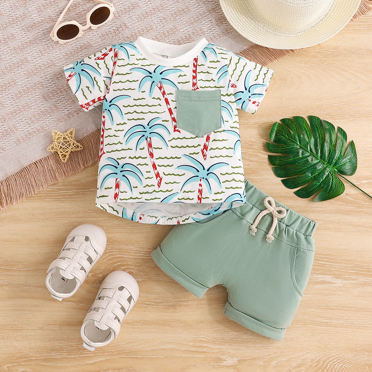 さらっと涼しく夏コーデが完成する 男の子カジュアル2点セット ヤシの木プリント ストライプ柄 コットン 0〜3歳