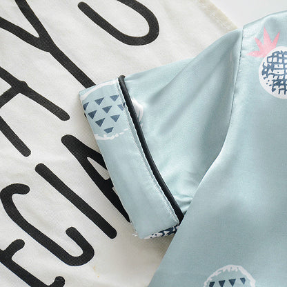 ひんやり快適に過ごせる 子どもアイスシルク夏用パジャマ上下セット パイナップル総柄 前開き半袖シャツ×ショートパンツ 80~110cm