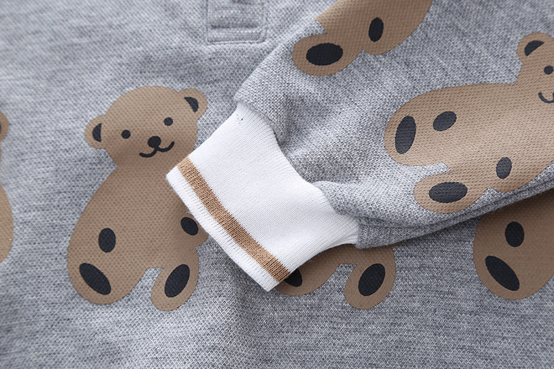 パンツの裾とウエストディテール
