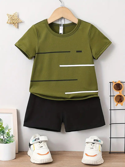 さらっと快適に夏を走れる 男の子スポーティー上下セット 半袖Tシャツ＆ショートパンツ 配色ラインデザイン ポリエステル吸汗仕様 100〜160cm