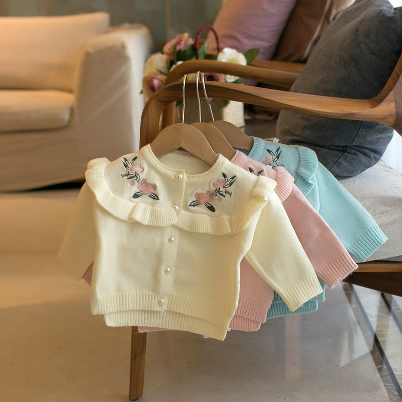 花刺繍入りクルーネックベビーカーディガン ミルキーホワイト
