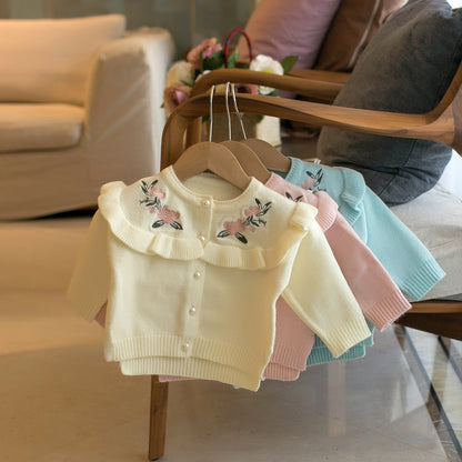 花刺繍入りクルーネックベビーカーディガン ミルキーホワイト
