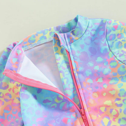 女の子 18ヶ月〜6歳 長袖ジップアップ フリル付きワンピース水着｜ブルーピンクレオパード×フィッシュスケールプリント