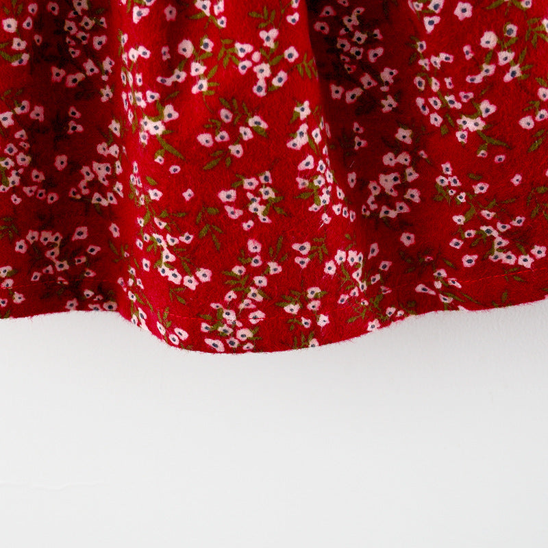 着用イメージ：秋冬スタイルのガーリーワンピース
