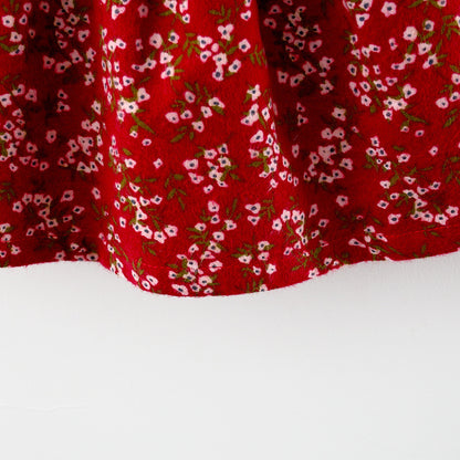 着用イメージ：秋冬スタイルのガーリーワンピース
