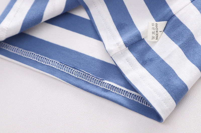 さらっと快適に動ける 男の子夏用半袖Tシャツ＆ショートパンツ上下セット ボーダー×サメプリント コットン素材 80~120cm